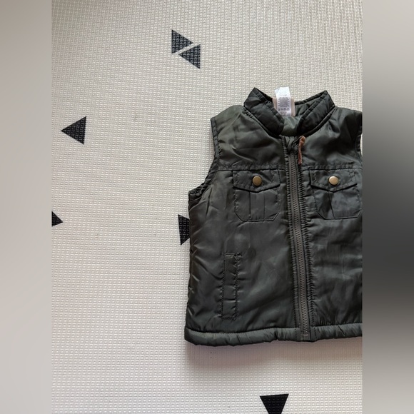 brooklyn boys Other - Brooklyn Boys|Baby/toddler gender neutral olive Green Sleeveless Puffer Vest•3T